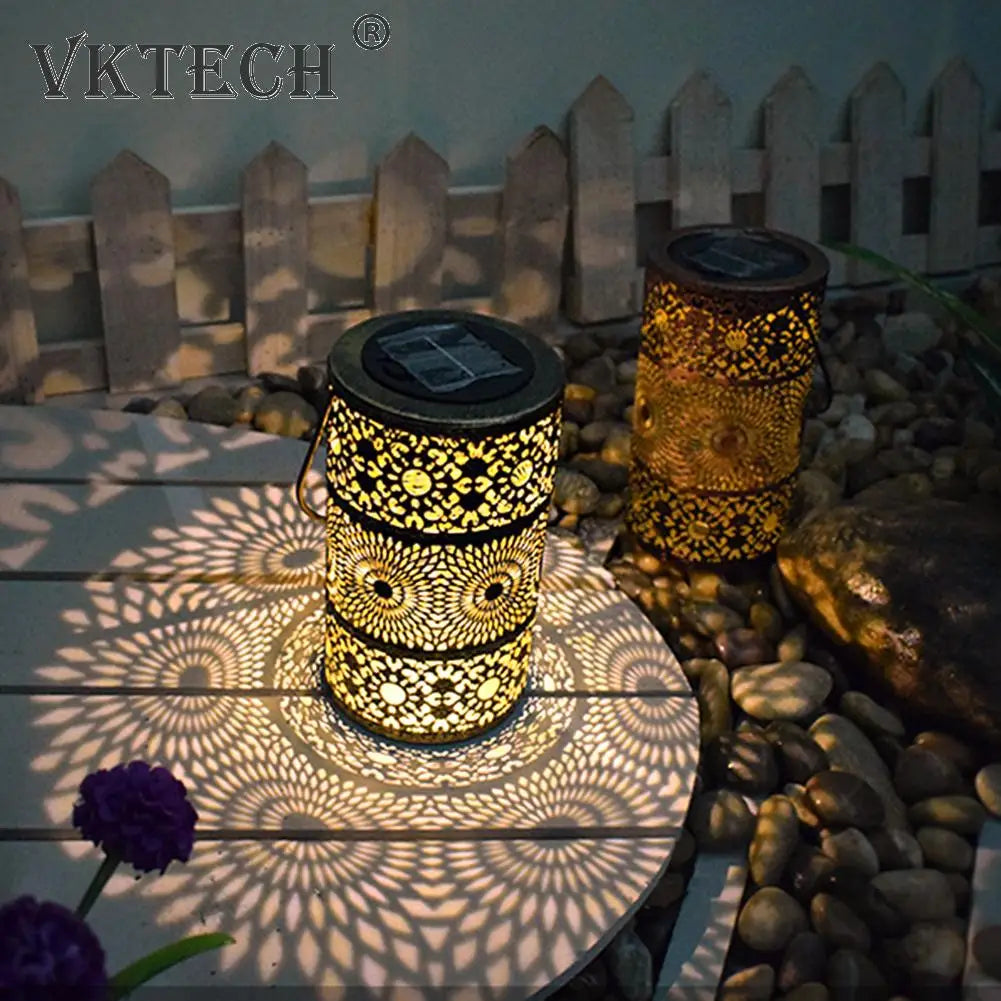 LED Solar Projection Light Wrought Iron Hollow Hanging Outdoor Garden Yard Art Lamps Decorative Landscape Lighting Garden Yard