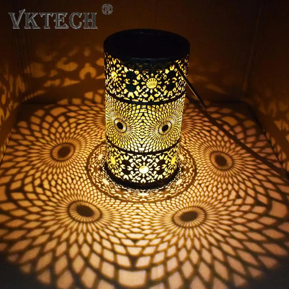 LED Solar Projection Light Wrought Iron Hollow Hanging Outdoor Garden Yard Art Lamps Decorative Landscape Lighting Garden Yard